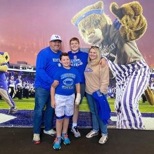 Meet your Posher, Jackson